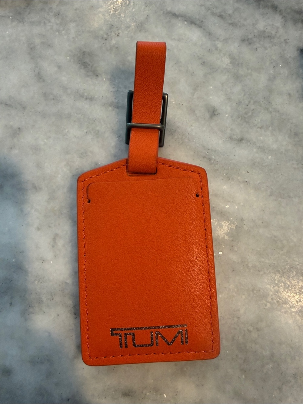 TUMI Genuine Leather Luggage Tag in Pop Orange - Picture 4 of 4